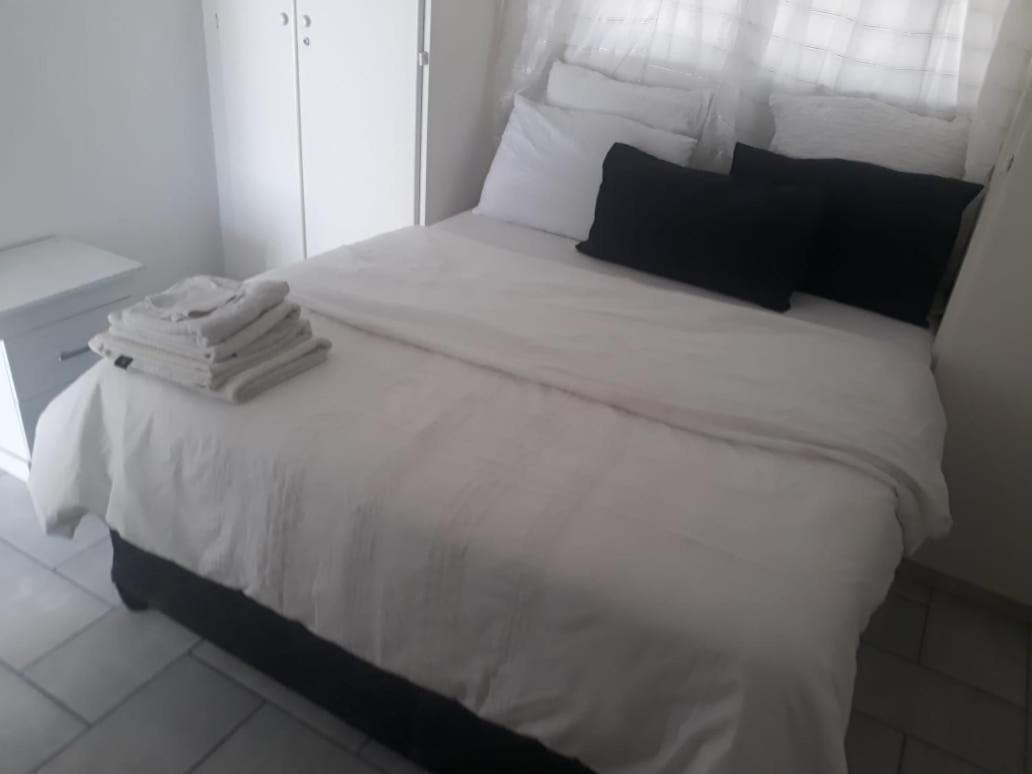 יוהנסבורג The Apartment On Katherine Street In Central Sandton מראה חיצוני תמונה