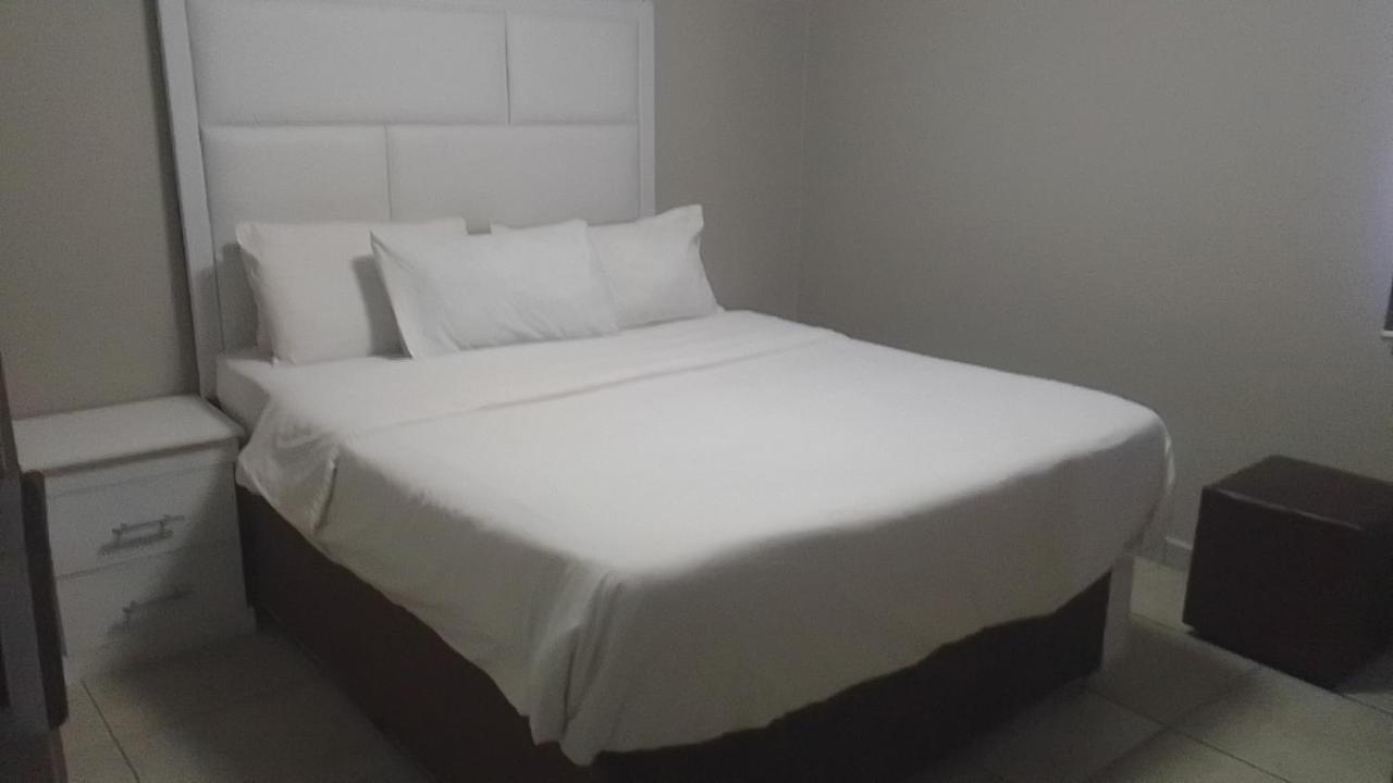 יוהנסבורג The Apartment On Katherine Street In Central Sandton מראה חיצוני תמונה